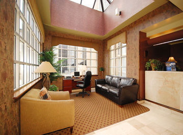 Hotel Express Airport Expo Center By Ihg 3*