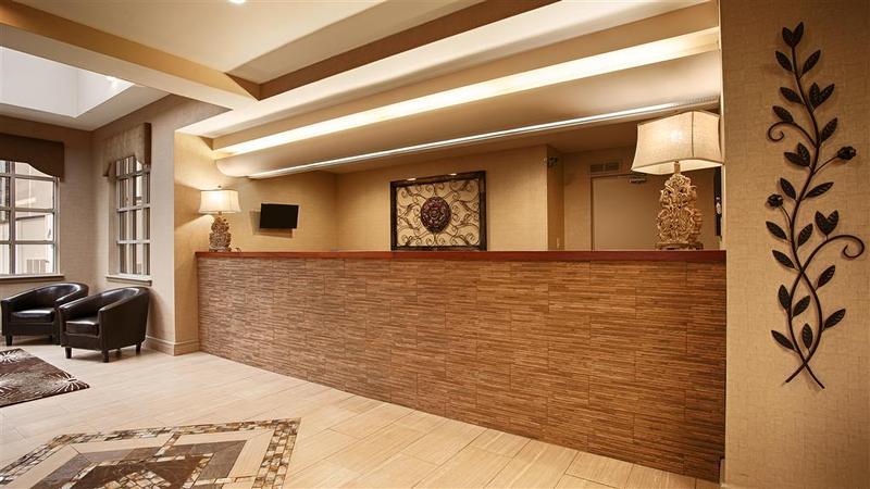 Express Airport Expo Center By Ihg 3*